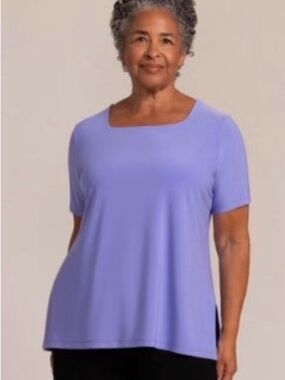 Sympli Women’s Lavender Square-Neck short sleeve Top with short side vents